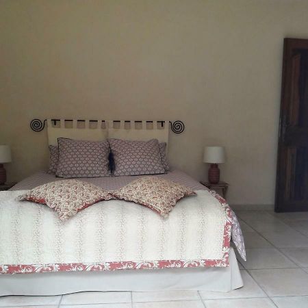 Provence Dodo Bed & Breakfast Villeneuve  Exterior photo